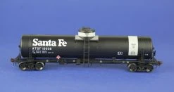 American Limited Models 1834 HO Scale GATC Welded Tank Car Santa Fe (White/Diesel) ATSF 101138